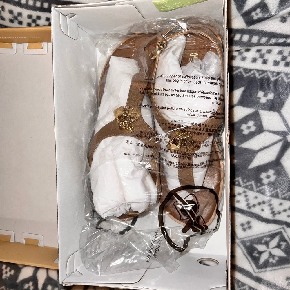 Michael Kors Suki sandals khaki